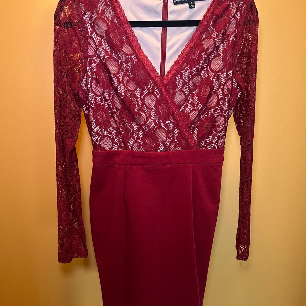 HYFVE Elegant Red Lace Long Sleeve Dress
